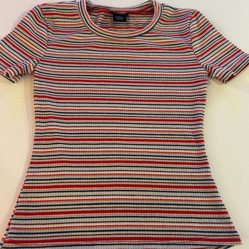 Rue 21 red multi striped ribbed fitted short sleeve t-shirt, XS